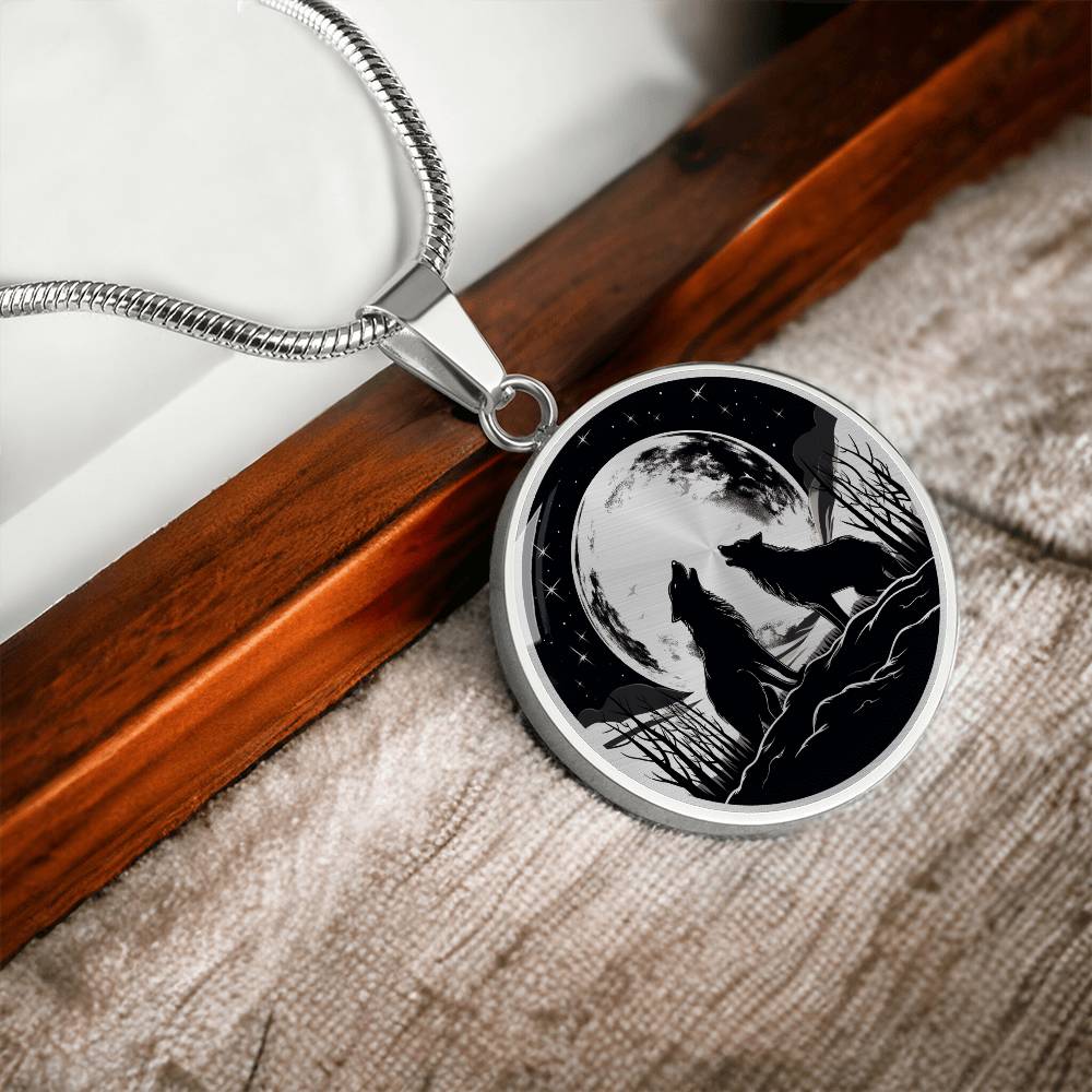 Howling Wolves Necklace – Wolf Pack Pendant Jewelry