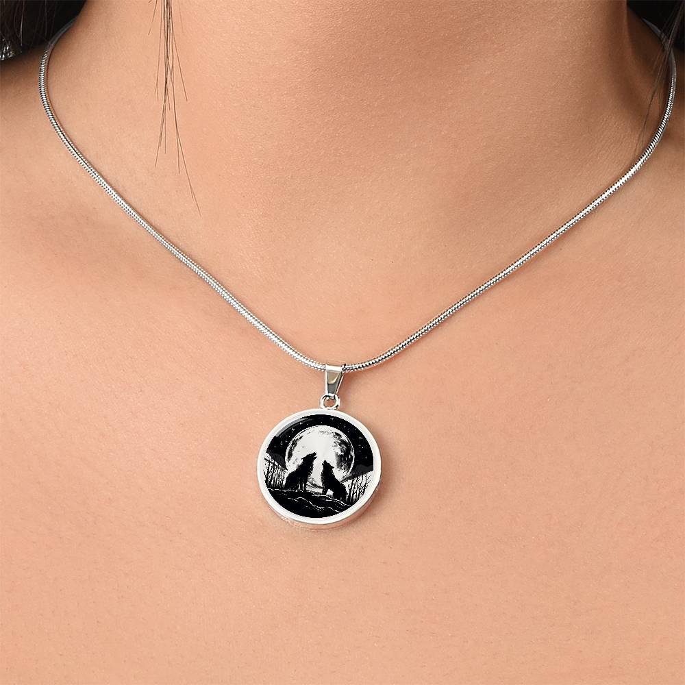 Howling Wolves Necklace – Wolf Pack Pendant Jewelry