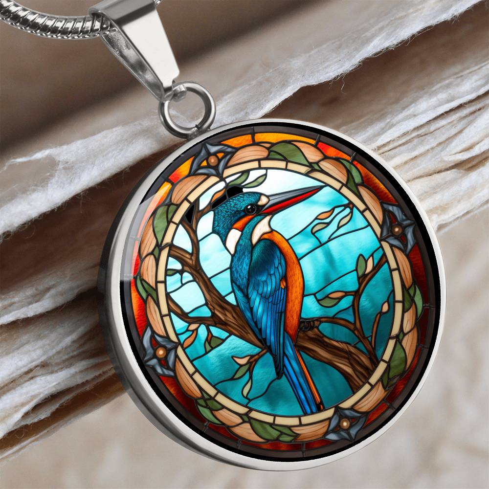 Kingfisher Necklace – Glass Art-Inspired Bird Pendant