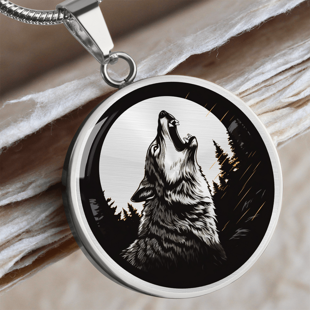 Coyote Necklace – Wildlife-Inspired Coyote Pendant Jewelry
