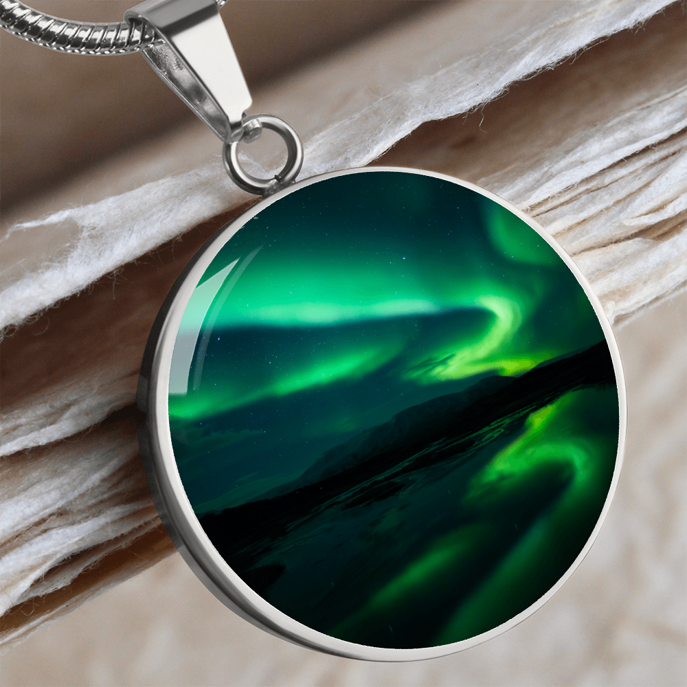 Aurora Green Northern Lights Necklace – Etsy Bestseller Design