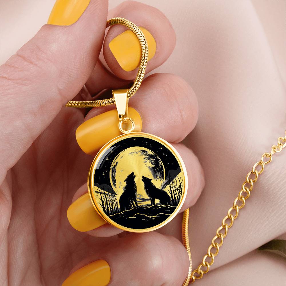 Howling Wolves Necklace – Wolf Pack Pendant Jewelry